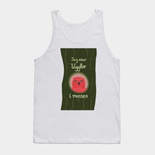 Jag Anar Ugglor i Mossen | I Suspect Owls in the Bog | dark green and pink Tank Top